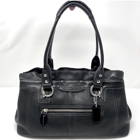 Coach Handbags - COACH Pebbled Leather Purse Black EUC